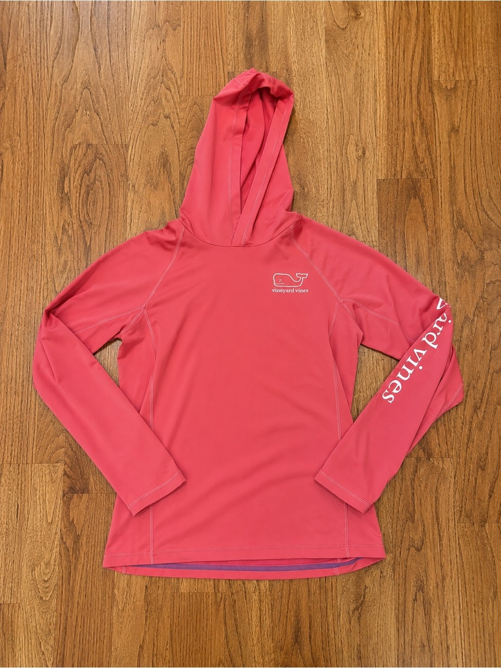 Vineyard Vines Coral Pink Hooded Performance Shirt Small (8-10)